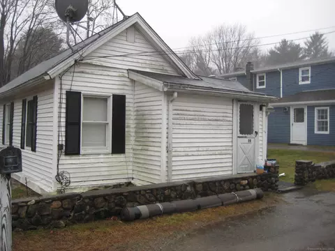 59 Lillibridge Ave, Voluntown, CT 06384