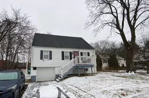 10 Woodford Dr, Bloomfield, CT 06002