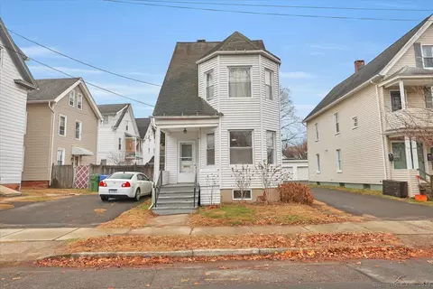 45 William St, Wallingford, CT 06492