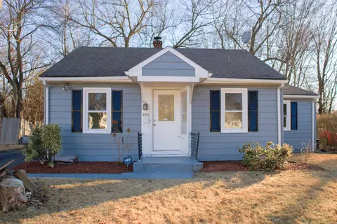 45 Canterbury St, East Hartford, CT 06118