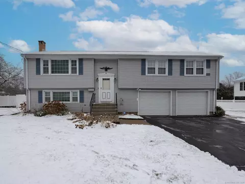 14 Illinois Ave, Bristol, CT 06010