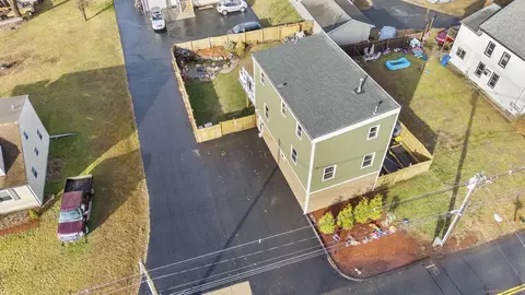 501 S Curtis St, Meriden, CT 06450