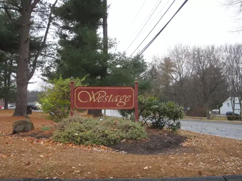 21 Amato Dr #G, South Windsor, CT 06074