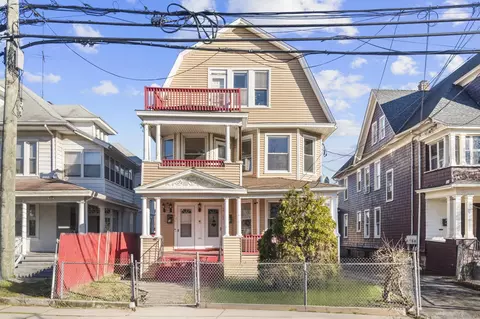 62-64 Grove St, Bridgeport, CT 06604