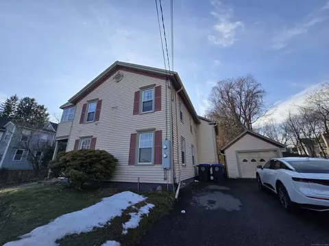192 High St, Torrington, CT 06790