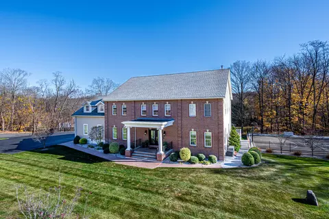 196 W Pond Road Ext, North Branford, CT 06471