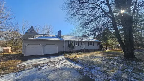 1330 S Grand St, Suffield, CT 06093