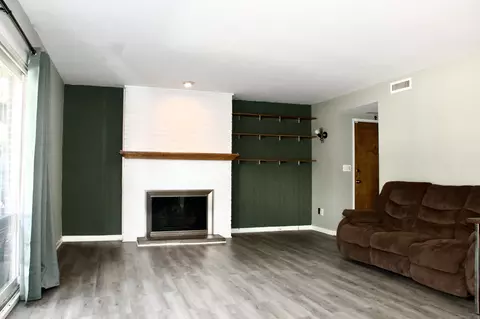 229 Bacon Pond Rd #241, Woodbury, CT 06798