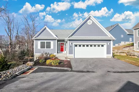 94 Stonehouse Rd #23, Coventry, CT 06238