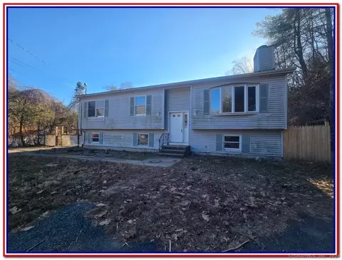 41 Old Fitch Hill Rd, Uncasville, CT 06382