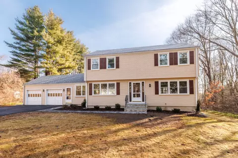 137 Deepwood Dr, Avon, CT 06001