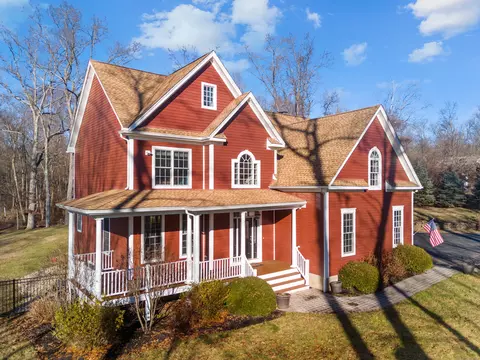 365 Finch Ave, Cheshire, CT 06410
