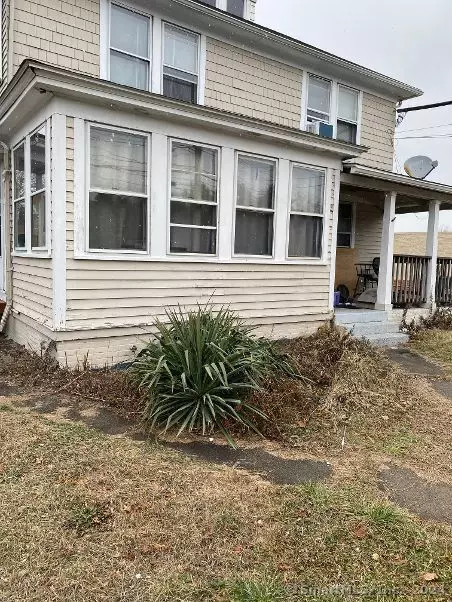 257 W Main St, Norwich, CT 06360