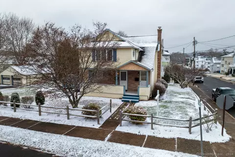 99 Curtiss St, Bristol, CT 06010