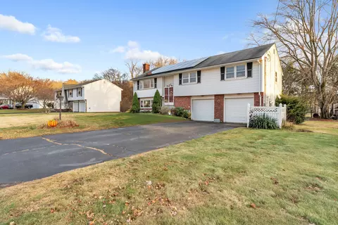 23 Palmer Dr, East Hartford, CT 06118