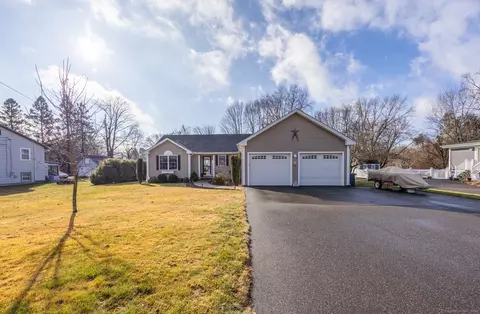 59 Pond Hill Rd, Wallingford, CT 06492