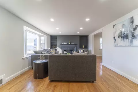 192 Cornwall St, Hartford, CT 06112
