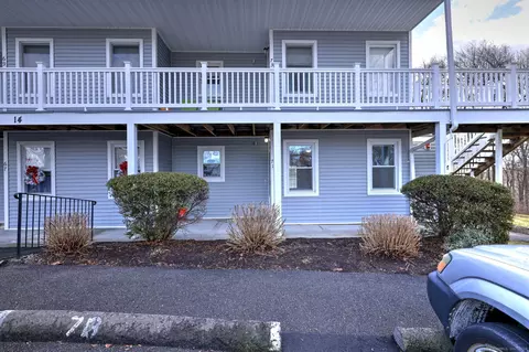 71 Senior Dr #71, Monroe, CT 06468