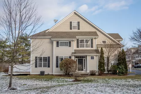 36 Park Place Cir #36, West Hartford, CT 06110