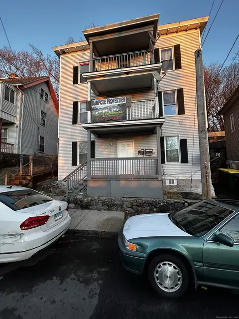 140 Orange St, Waterbury, CT 06704