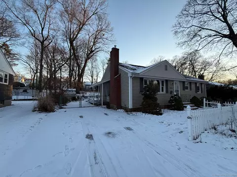 186 Green Rd, Manchester, CT 06042