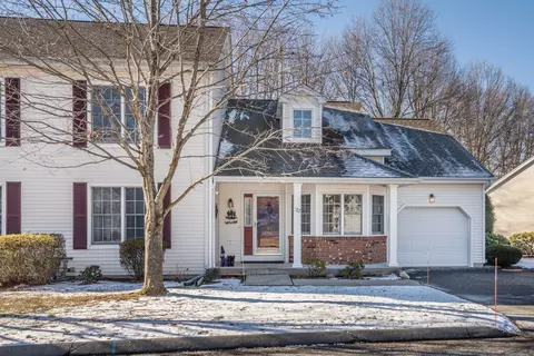 322 Kings Lndg #322, Windsor, CT 06095