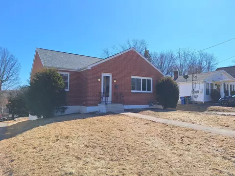 52 Forest Ave, Meriden, CT 06451