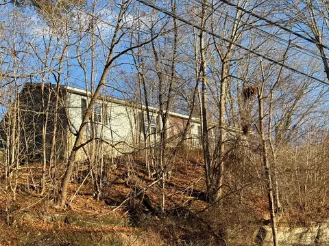 119 Main St, Deep River, CT 06417