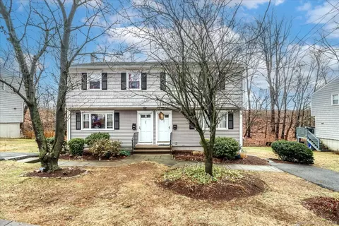 63 Rodgers Rd #63, Fairfield, CT 06824