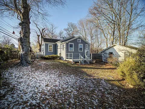 233 Chapel St, Milford, CT 06460