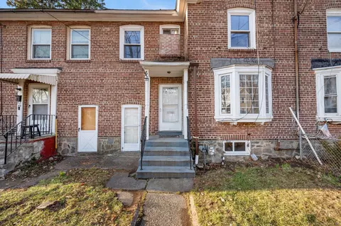 63 Goddard Ave, Bridgeport, CT 06610