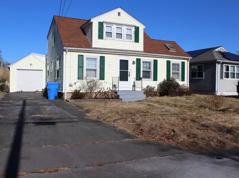 49 Prentice St, Plainville, CT 06062