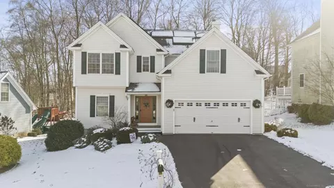 18 Mathieu Ln, East Hampton, CT 06424