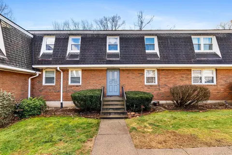 345 Dunfey Ln #D, Windsor, CT 06095