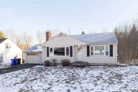29 Reynolds St, Watertown, CT 06795