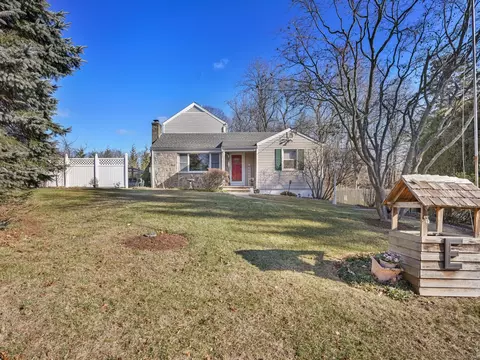 12 Orlando Rd, Norwalk, CT 06854