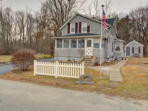 127 Miller St, Plainfield, CT 06354