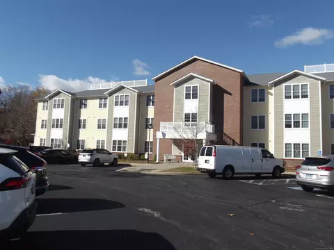2590 Gold Star Hwy #301, Mystic, CT 06355