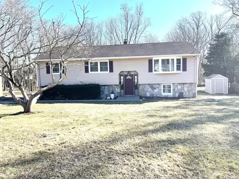 145 Colony Ave, Trumbull, CT 06611