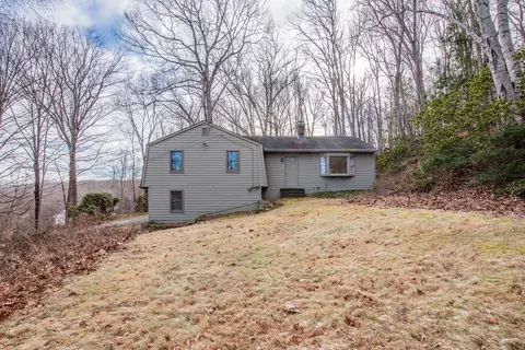 397 Railtree Hill Rd, Woodbury, CT 06798