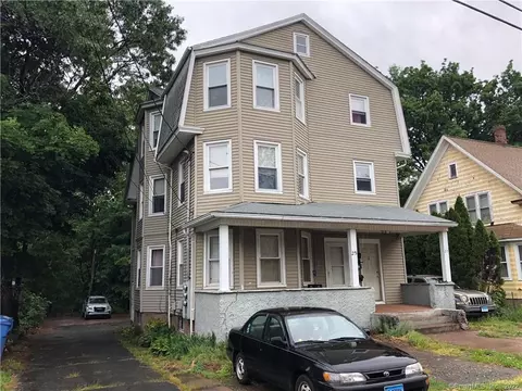 25 Lilley St, Manchester, CT 06040