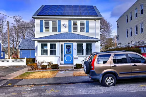13 Keefe St, Waterbury, CT 06706