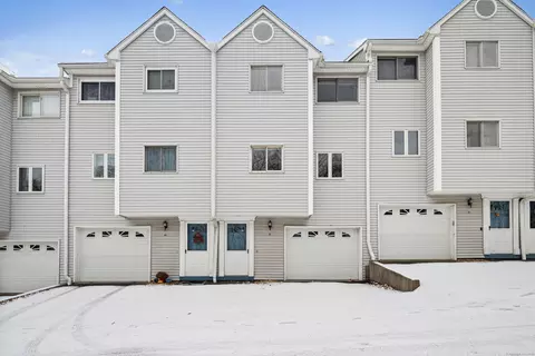 59 Westwood Ave #9, Waterbury, CT 06708
