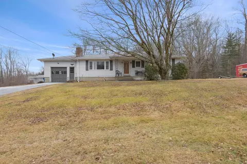 150 Gay Hill Rd, Uncasville, CT 06382