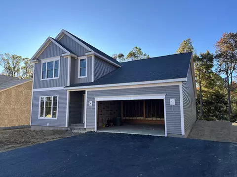 10 Legacy Ln, Monroe, CT 06468