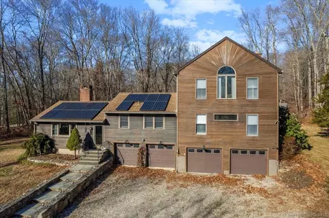 21 Old Hattertown Rd, Redding, CT 06896