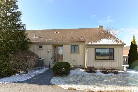 221 Heritage Vlg #B, Southbury, CT 06488
