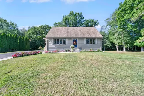 15 Bess Rd, Enfield, CT 06082