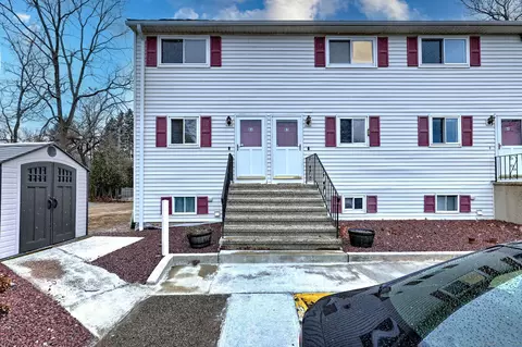 460 Burritt St #5B, New Britain, CT 06053