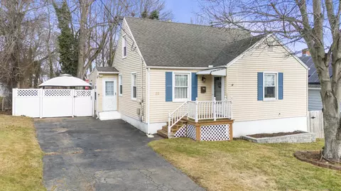 23 Cove St, West Haven, CT 06516